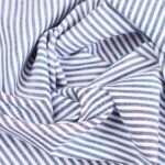 Baumwollstoff mit 3 mm Streifen Dunkelblau/ weiß gestreift