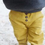 Holzknopf rund mit Rand - 13 mm - Kirschbraun lackiert - 2-Loch