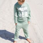 DIY Stoffe Outfit - Sweater Paule - Hose Levin - Plott Time for vacay