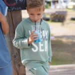 DIY Stoffe Outfit - Sweater Paule - Hose Levin - Plott Time for vacay