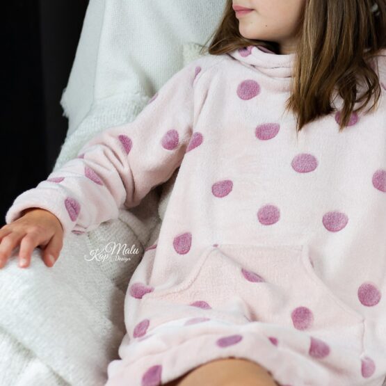 DIY Stoffe Outfit -Kuschelfleece – Dots – Pearl Rose