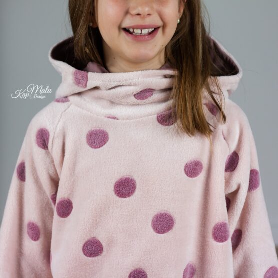 DIY Stoffe Outfit -Kuschelfleece – Dots – Pearl Rose