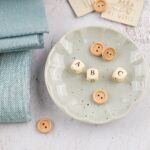 DIY Stoffe Mix - Knöpfe - Holzwürfel