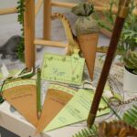 DIY Stoffe- Inspiration - Schulanfang - Bastelvorlage - Tischkärtchen - Einladungskärtchen - Mini Schultüte