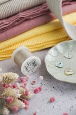 DIY Stoffe Mix - Garne - Knöpfe