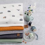 DIY Stoffe Mix - Knöpfe - Label - Kordel - Garne