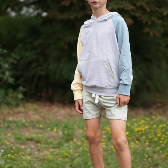 DIY Stoffe Outfit - Shorts Ben 2.0 - Hoodie Emil