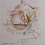 DIY Stoffe- Inspiration - Muttertag - Stickrahmen - Holzwürfel - Label