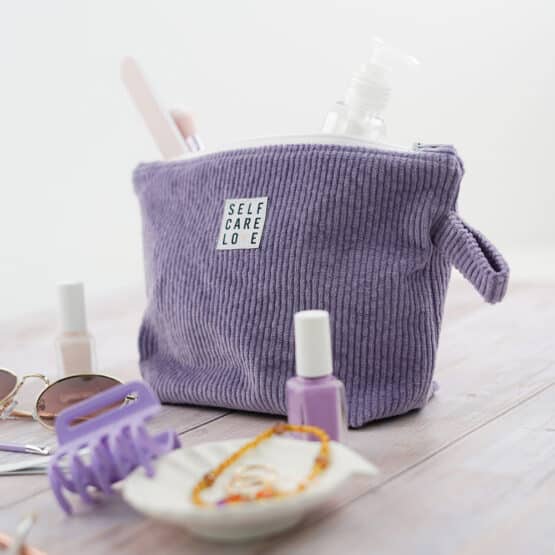 DIY Stoffe - Inspiration - Kosmetiktasche - Paket - Lavendel Cord