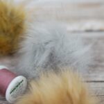 DIY Stoffe Inspiration - Fellbommeln