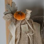 DIY Stoffe Mix - Bouclé - Reißverschluss - Kordel - Label