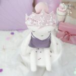 DIY Stoffe Inspiration -Geburtstagskrone - Variante 3 - Pailletten - Tüll - Musselin Elfenrosa - Merle - Muschel Kissen