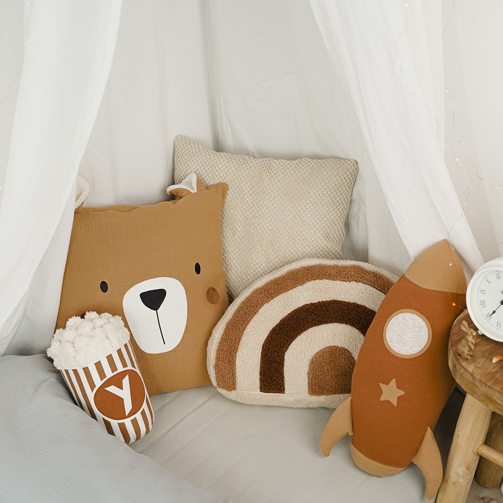 DIY Stoffe Inspiration - Kissen - Bärchen - Rakete - Regenbogen Paket - Popcorn - Zimt DIY Stoffe Inspiration - Kissen - Bärchen - Rakete - Regenbogen Paket - Popcorn - Zimt