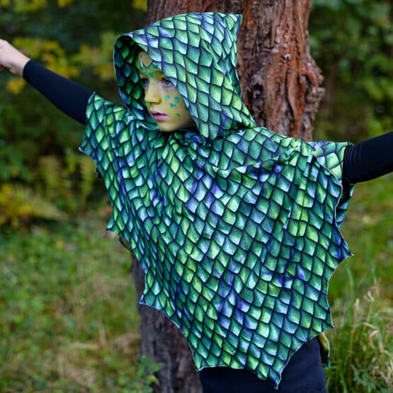 DIY Stoffe Outfit - Poncho Kostüm - Drachen Schuppen