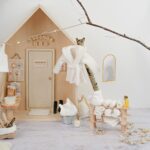 DIY Wichtel - Bademantel - Mütze -Holzhaus Box - Tür - Postkarte 3 - Holzspule - Bastelhölzer