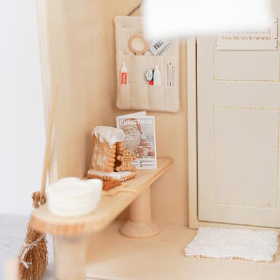 DIY Wichtel - Postkarte 3 - Organizer - Besen