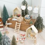 DIY Wichtelwelt - Holzbox Haus - Bastelhölzer - Buchstabenperlen - Holzspule - Holzklammern - Unterwäsche