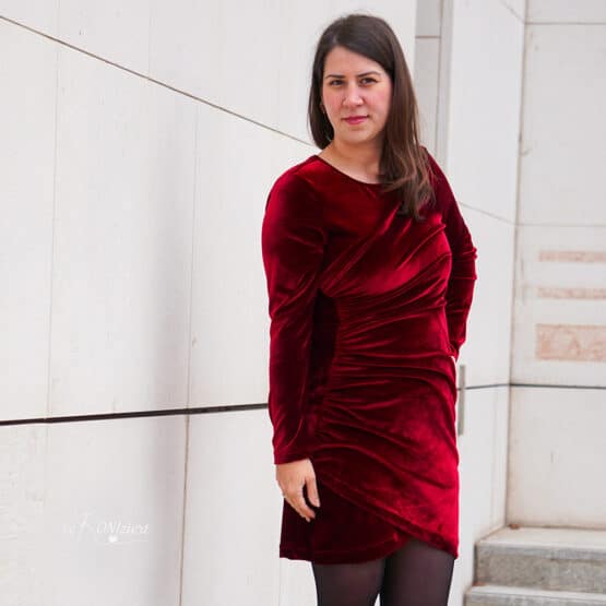 DIY Stoffe - Outfit - Samtkleid