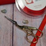 DIY Stoffe Mix - Satinband - Stickschere