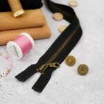 DIY Stoffe Mix - Garn - Reißverschluss - Magnet Knopf