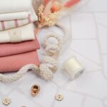 DIY Stoffe Mix - Knopf - Garn - Kordel - Label - Kordelstopper