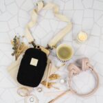 DIY Stoffe Inspiration - Handytasche Bouclé Schwarz