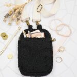 DIY Stoffe Inspiration - Handytasche Bouclé Schwarz