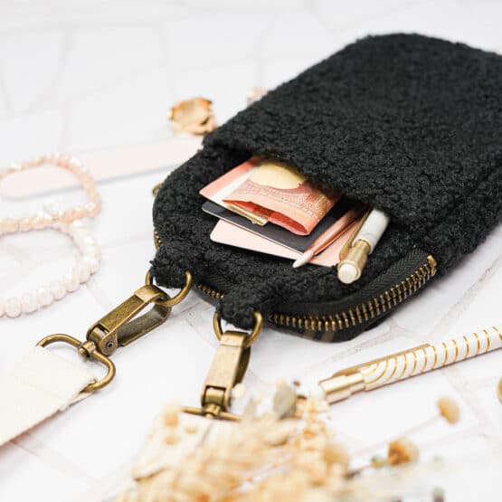 DIY Stoffe Inspiration - Handytasche Bouclé Schwarz