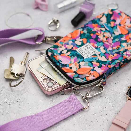 DIY Stoffe Inspiration - Handytasche Konfetti Blüten