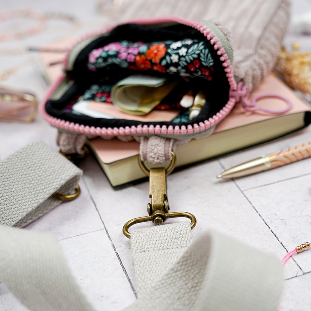 DIY Stoffe Inspiration - Handytasche Velvet Breitcord Helles Altrosa