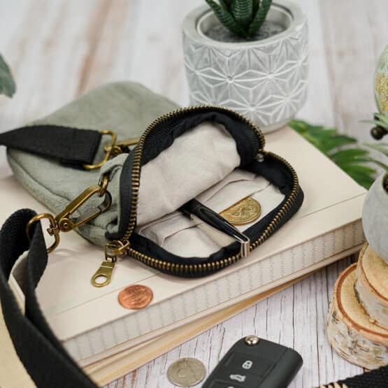 DIY Stoffe Inspiration - Handytasche Leinen Helles Olivgrün