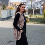 DIY Stoffe Outfit - Weste Winalea - Kunstfell Streifen