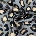 Leichter Canvas – Aquarell Leo Dots – Helles Schiefergrau