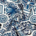 Cretonne merzerisiert – Blaue Ornamente – Warmweiß