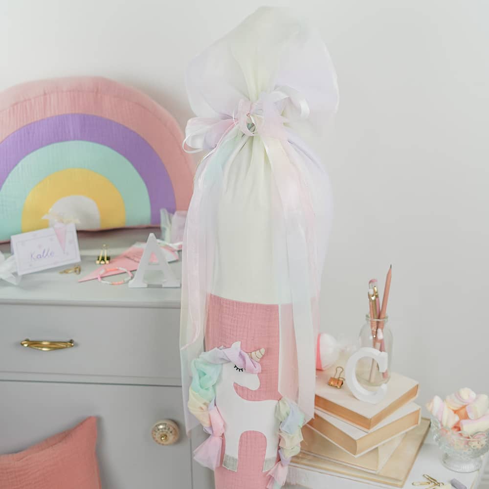 DIY Stoffe Inspiration - Schultüte Kleines Einhorn - Regenbogen Kissen -Bastelvorlage