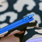 DIY Stoffe Inspiration - Canvas Grosses Leomuster - Reißverschluss -Royalblau