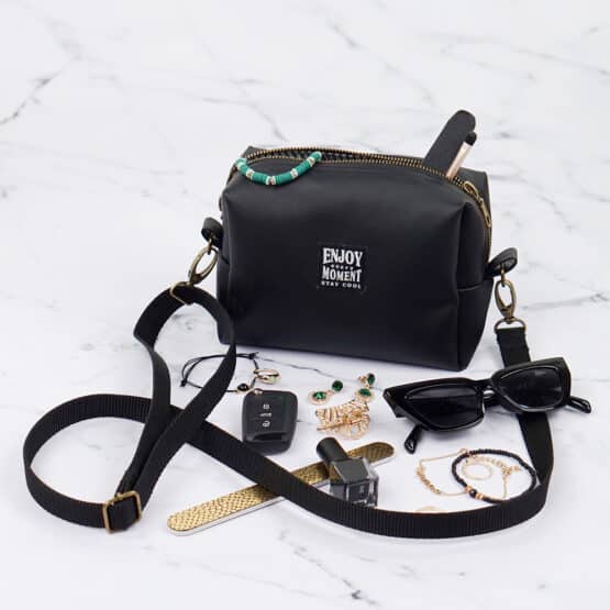 Diy Stoffe Inspiration 611s Kleine Tasche Lederoptik Schwarz