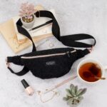 DIY Stoffe Inspiration - Cutline Crossbag - Bouclé Schwarz