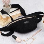 DIY Stoffe Inspiration - Cutline Crossbag - Bouclé Schwarz