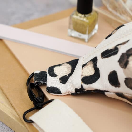 Diy Stoffe Inspiration 612p Cutline Crossbag Leo Dots Aquarell