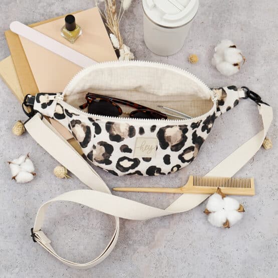 Diy Stoffe Inspiration 612t Cutline Crossbag Leo Dots Aquarell