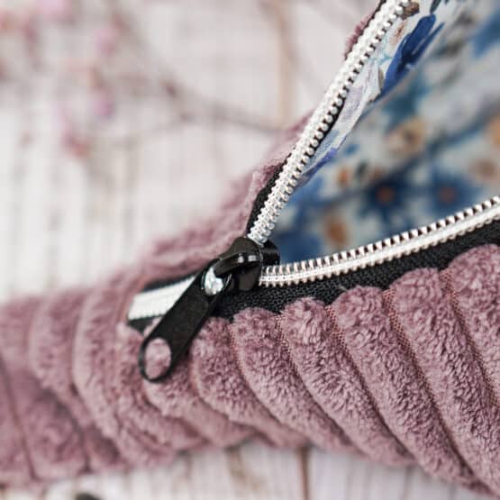 DIY Stoffe Inspiration - Cutline Crossbag Velvet Mauve