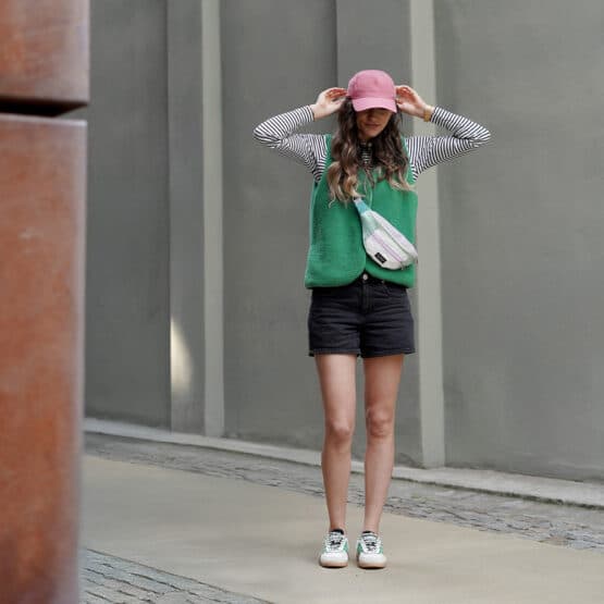 Diy Stoffe Outfit 563b Weste Winalea Bouclé Emerald Cutline Crossbag