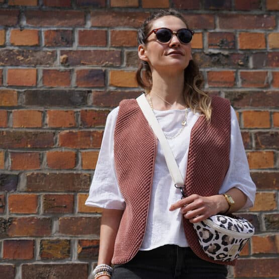 Diy Stoffe Outfit 565e Weste Winalea Velvet Soft Blush Crossbag Leo Dots