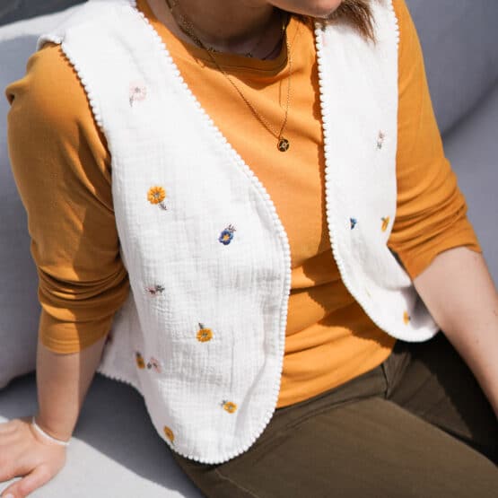 Diy Stoffe Outfit 566q Weste Winalea Musselin Gestickte Blumen