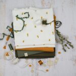 DIY Stoffmix - Label - Gummiband - Kordel - Garn - Knopf - Holzperlen - Twist