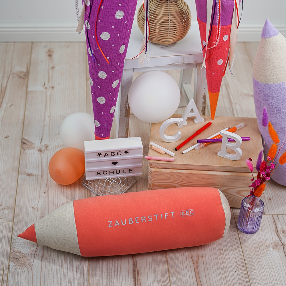 DIY Stoffe Inspiration - Schultüte Coral Cassis - Kissen Stift