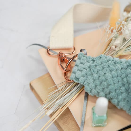 Diy Stoffe Inspiration 616f Cutline Crossbag Velvet Strukturiert Dunkles Altmint