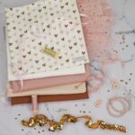 DIY Stoffmix - Knopf - Garn - Label - Pailletten - Satinband