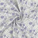 Musselin – Sketched Flowers – Blau/Staubweiß